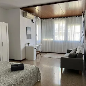  Hostal Privada En Piso Compartido Lepanto