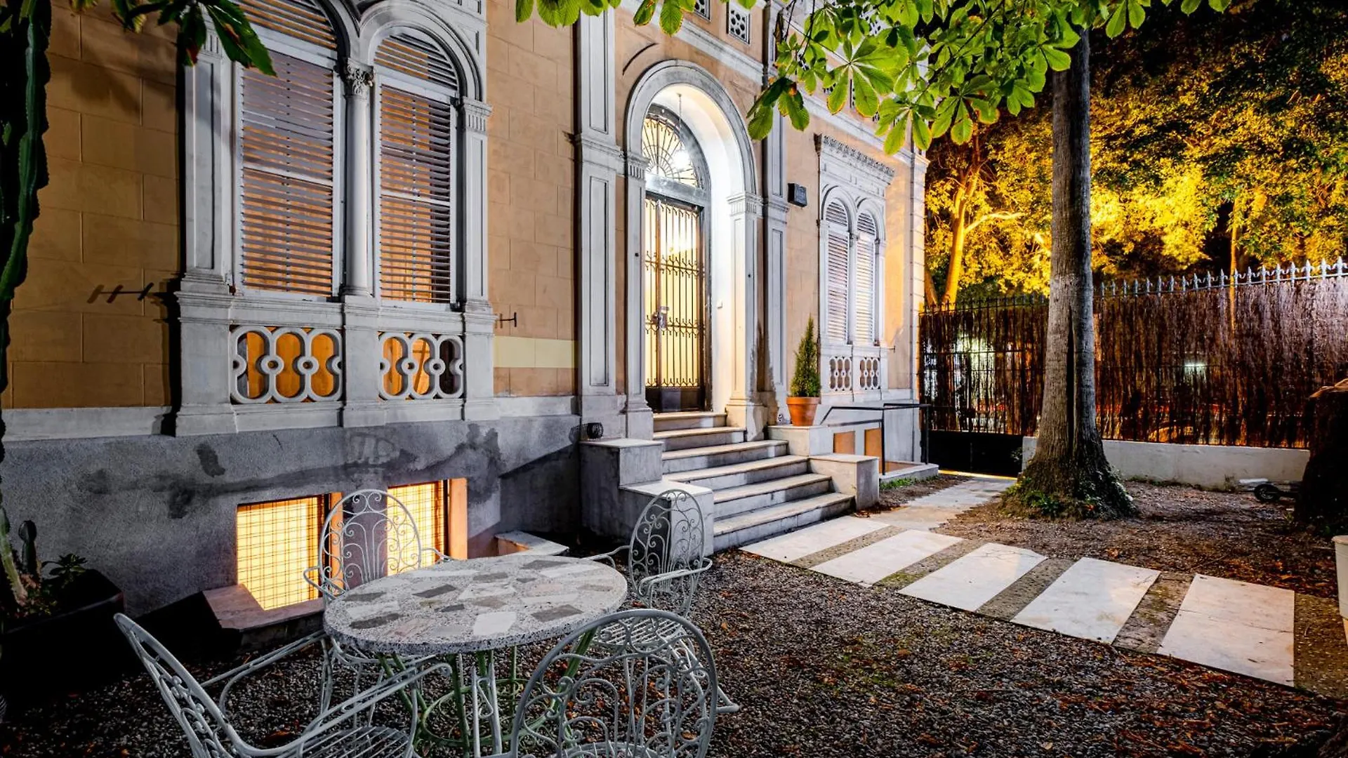 Vila Canela Homes Barcelona Permanyer