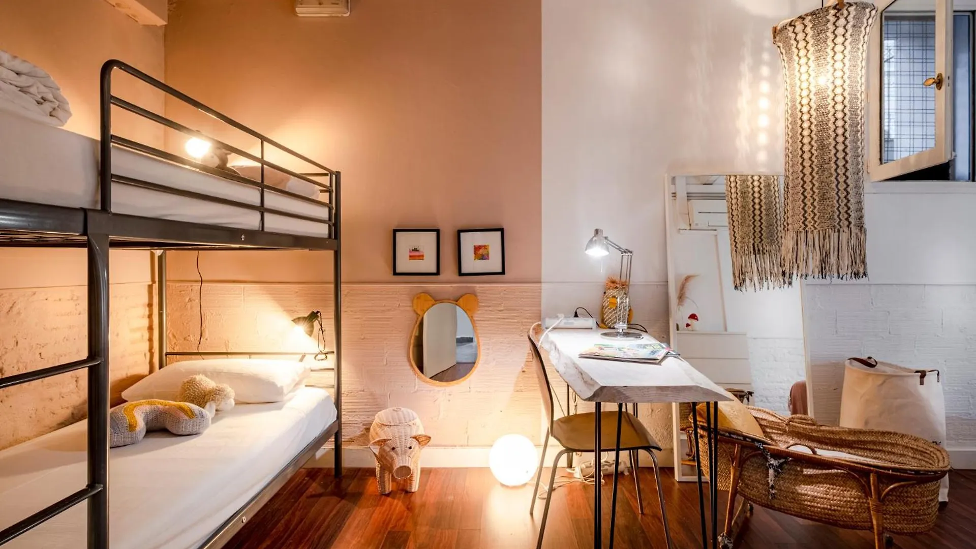 Vila Canela Homes Barcelona Permanyer Španělsko