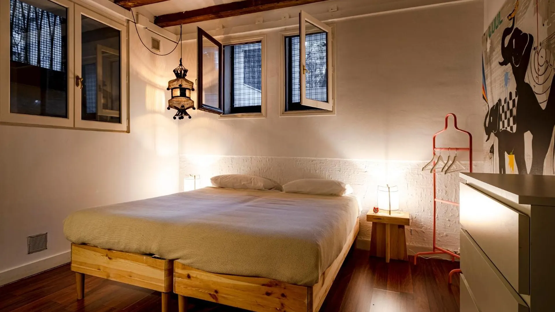 Canela Homes Barcelona Permanyer Spain